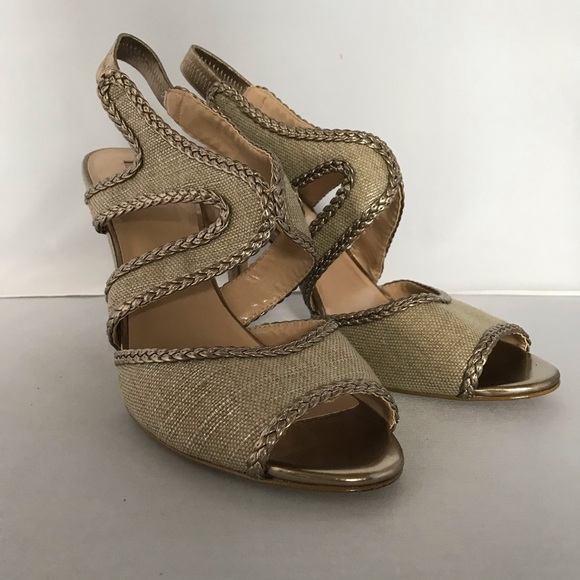 Tahari  Lauren open heels - Picture 1 of 11